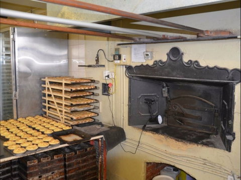 Holbrook Bakery - Accommodation Directory 0