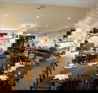 Palm Beach Hotel - Accommodation Directory