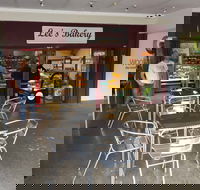 Lee's Bakery - Accommodation Directory