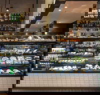 Mr Collins - Accommodation Directory