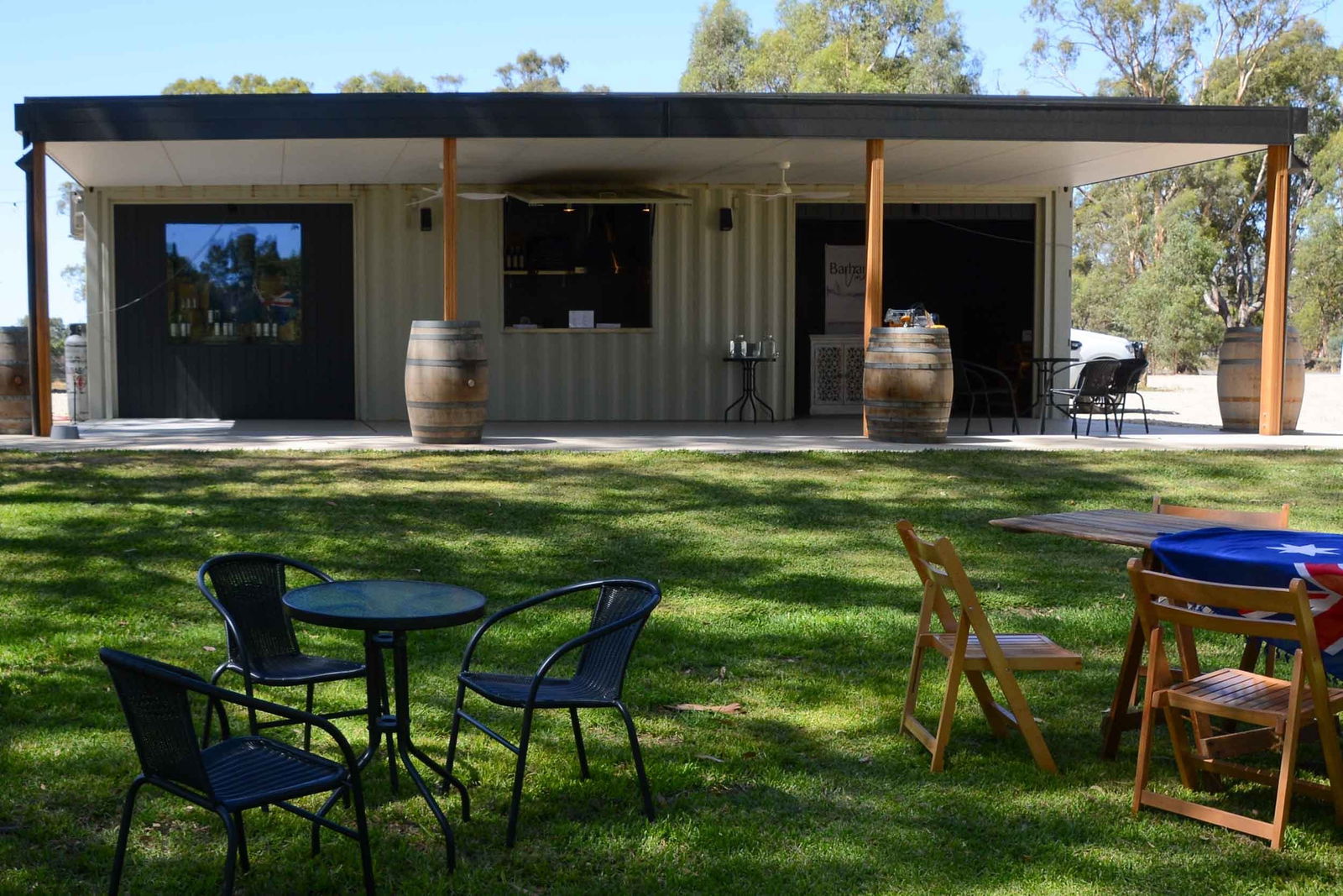 Barham NSW Accommodation Directory