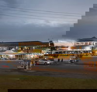 The Beach Hotel Merewether - Accommodation Directory