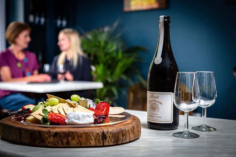 RJM's Wine Bar - Accommodation Directory 0