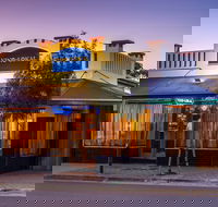 Vino Lokal - Accommodation Directory