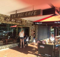 Le Roi Cafe - Accommodation Directory