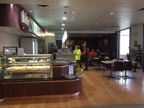 Bb's Cafe - Mount Barker - Accommodation Directory 0