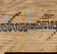 F220 Smokehouse - Accommodation Directory