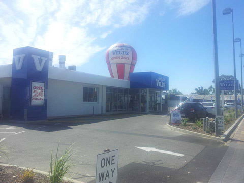 Cafe De Vili's - Blair Athol - Accommodation Directory 0