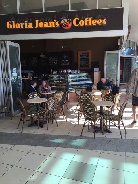 Gloria Jeans - Coolangatta - Accommodation Directory 0