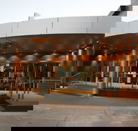Gundagai District Services Club - Accommodation Directory