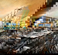 Ishka Restaurant at The Breakwater - Accommodation Directory