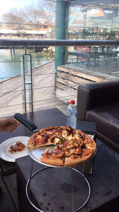Little Caesars - Sorrento - Accommodation Directory 0