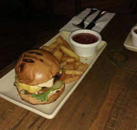 New Hampton Bar And Bistro - Accommodation Directory
