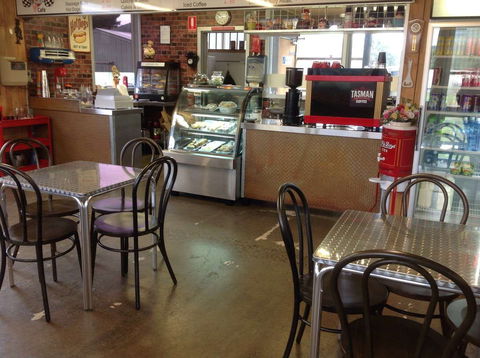 Pitstop Cafe - Accommodation Directory 0