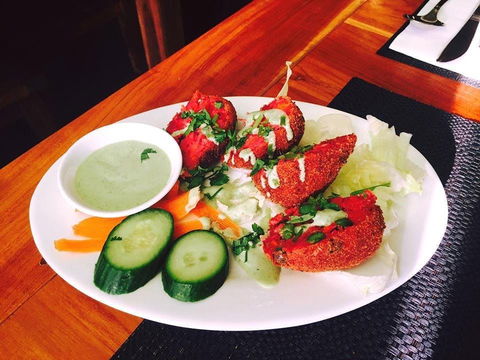 Gulmohar Indian Restaurant - Accommodation Directory 0