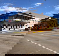 Harts Takeaway/Junction Hotel Peterborough - Accommodation Directory