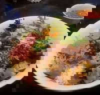 Hoa Tran - Accommodation Directory