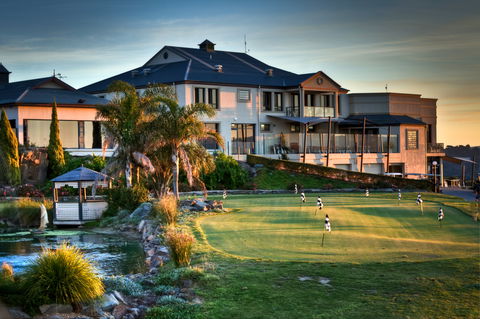Baudins Restaurant At McCracken Country Club - Accommodation Directory 0