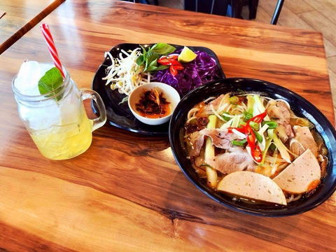 Viet's Taste - Accommodation Directory 0