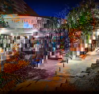 The Italian on the Hill - Accommodation Directory