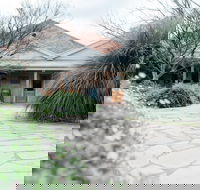Baileys of Glenrowan - Accommodation Directory