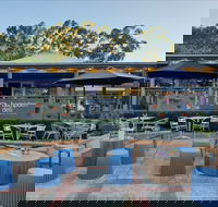 Hampden Deli Dining and School - Accommodation Directory