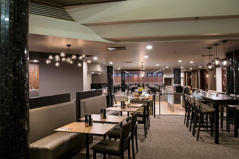 Saltbush Restaurant At DoubleTree By Hilton Alice Springs - Accommodation Directory 0