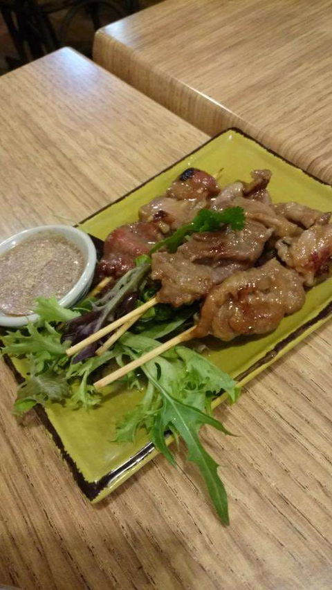 Tom's Thai - Accommodation Directory 0
