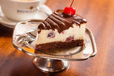 Shingle Inn - Roselands - Accommodation Directory 0