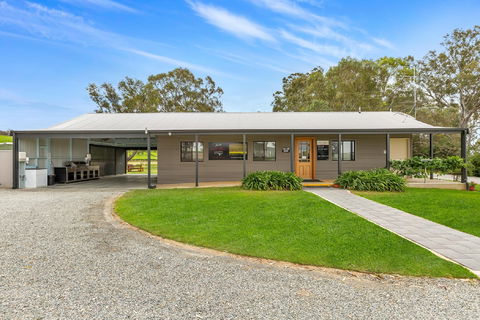 Jaeschkes Hill River Clare Estate - Accommodation Directory 1