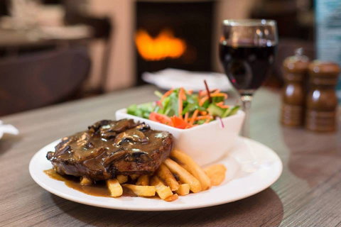 Albion Hotel - Cottesloe - Accommodation Directory 0