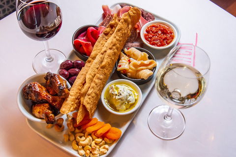 Mr Mick Cellar Door And Kitchen - Accommodation Directory 2