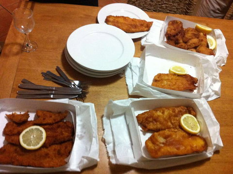 Hot Seafood & Grill Restaurant - Accommodation Directory 0