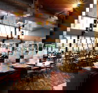 Newmarket Hotel - Accommodation Directory