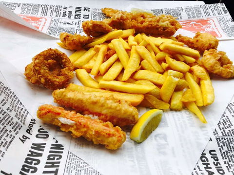 Oakleigh Fish & Chippery - Accommodation Directory 0