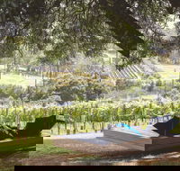 Tucks - Accommodation Directory