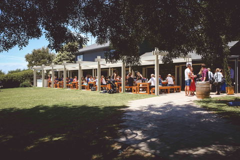 Tucks - Accommodation Directory 2
