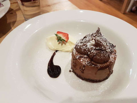 Crown Hotel - Accommodation Directory 0