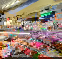 Liz's Lunches  Deli - Accommodation Directory