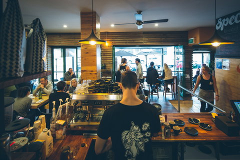 LV's On Clarence - Accommodation Directory 0