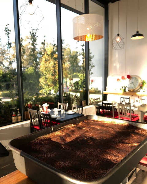 Pizzeria La Prima - Accommodation Directory 0