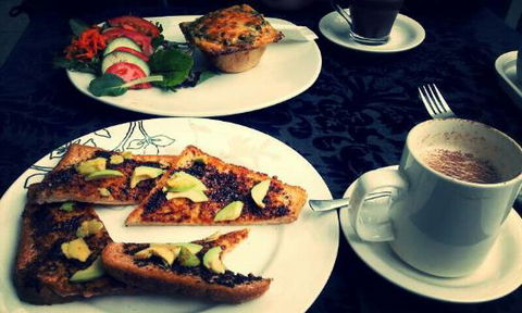 Artee Cafe - Accommodation Directory 0