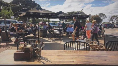 Blairgowrie Cafe - Accommodation Directory 0