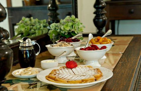 Ruby's Cafe - Accommodation Directory 4