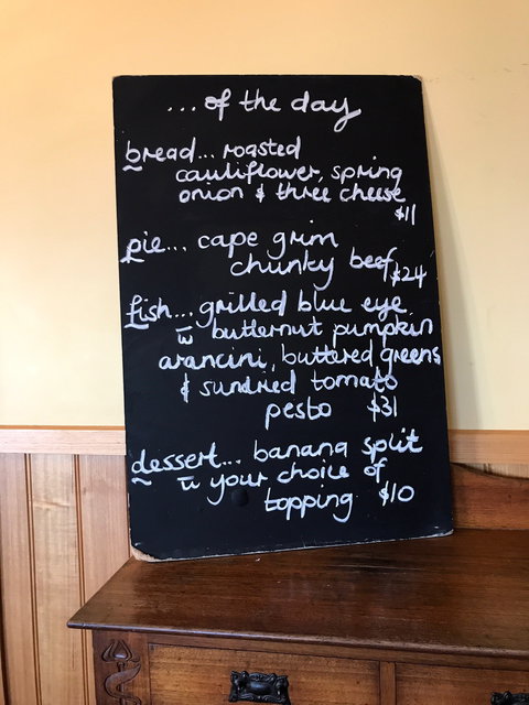 Stanley Hotel Bistro - Accommodation Directory 4