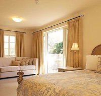 Kokomo's - Accommodation Directory