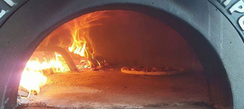 The Hub Pizza & Beer - Accommodation Directory 4