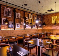 Ivy  Jack - Accommodation Directory