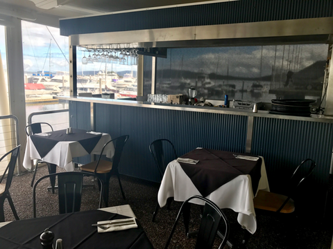 The Deck Cafe, Restaurant & Bar - Accommodation Directory 2