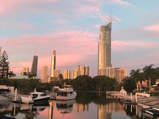 Isle Of Capri QLD Accommodation Directory